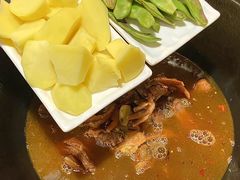 -哈尔滨烧烤·山河村铁锅炖(交大店)