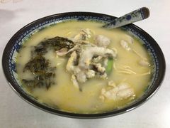 -明呈黄鱼面馆(斜土路店)