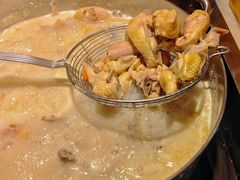 -尚尚仙·酸汤猪手·猪肚鸡火锅(华联万柳购物中心店)