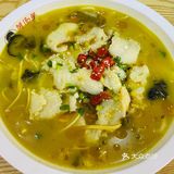 可以一个人吃鱼了[调皮]