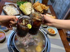 -四点金粥底火锅(沂州里店)