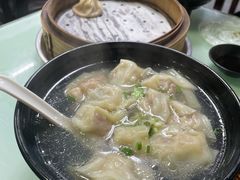 鲜肉小馄饨-食惠里小笼包面馆(越秀店)