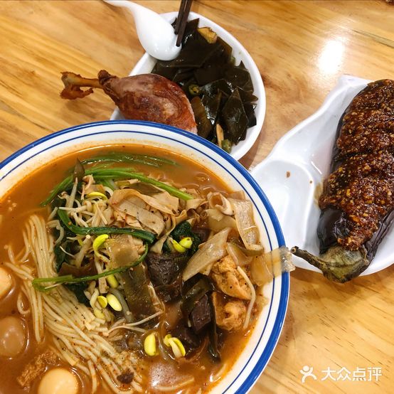 金川麻辣烫(红星小区总店)