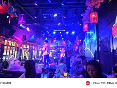 -喜鹊音乐酒馆(西街店)
