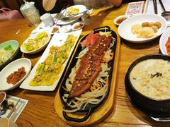 -紫霞门韩国料理烤肉(深南东路店)