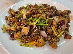 香酥辣子鸡丁-老字号大盘鸡·丸子汤·抓饭