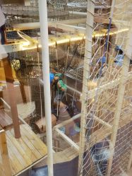 -PIPIKINGDOM皮皮王国欢乐号(欢乐海岸购物中心店)