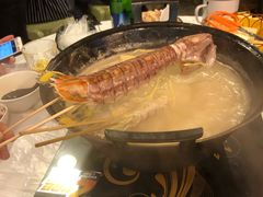 -鲜入围煮花胶鸡海鲜火锅