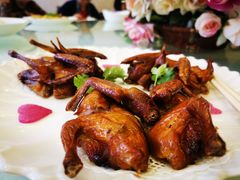 金牌乳鸽-百乐门喜宴(海珠广场华厦店)