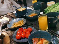 -湊湊火锅·茶憩(打浦桥日月光店)