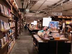 -茑屋书店(天目里店)