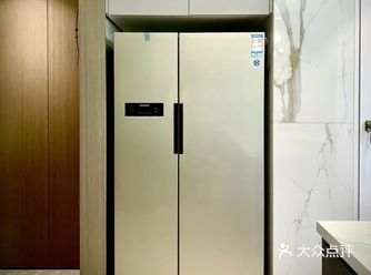 ▲屋主打掉内飘窗（问过物管可拆），餐厅空间扩宽