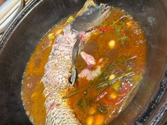 -万里闯关东铁锅炖菜馆(高新旗舰店)