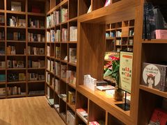 -百新书局(尚悦湾店)