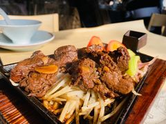 -穹六人间 people 6(岳阳路店)