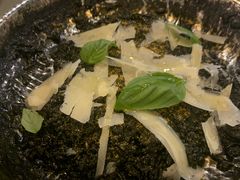 乌鱼子墨鱼芝士烩饭-BONAZZA 意大利餐厅