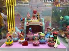 -泡泡玛特POPMART(上海环球港店)