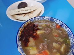 -刘老虎肉丸糊辣汤(总店)