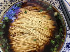 红油卤鸭面-伟记奥面馆(养育巷店)