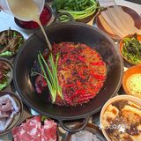 卧卧卧❗️这么贵的锅底还排队