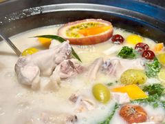 山野椰浆鸡-同仁四季椰子鸡(福田东园总店)