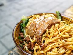 素椒杂酱面-左撇子私房面