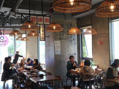 大堂-炉小二铜锅牛蛙•川湘菜(三里屯店)