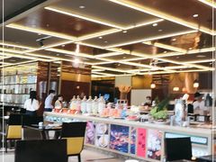 -大中华希尔顿酒店-念自助餐·嗨啤·小龙虾