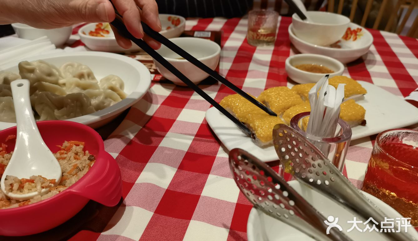 刚刚走到五楼闻到了一股烧焦的味道