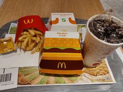 -麦当劳(中山公园龙之梦店)