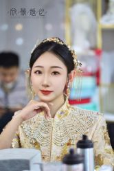 -欣薇婚纱(新源乐汇城店)