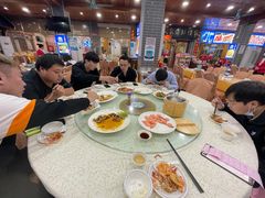 -鹏城人家海鲜酒家·23年老字号(较场尾店)
