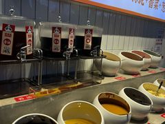 -憨铁匠老火锅(龙岗万科里店)