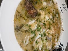 -渔语鱼酸菜鱼新川菜(来福士店)