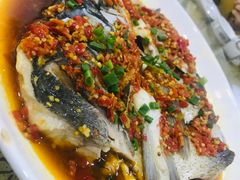 -湖南人家湘菜馆(镇江路店)