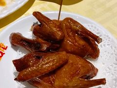 招牌烤乳鸽-石岐佬中山菜馆(张溪店)