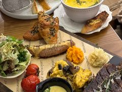 -Mark&Mars Restaurant