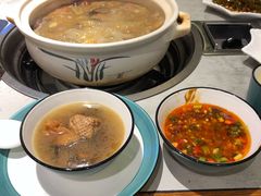 土鸡肉-大理董·董家小厨野生菌火锅(古城旗舰店)