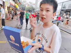 -八一路好吃街(雨田商务大厦店)