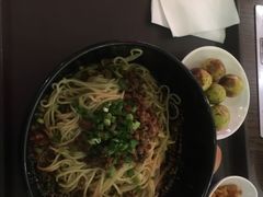 -重庆老字号·吴抄手·高豆花(T3航站楼店)