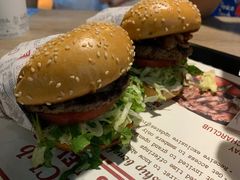 -The Habit Burger Grill 哈比特汉堡(复兴soho店)