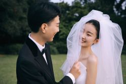 -雨墨婚纱摄影工作室