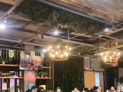 -琥珀老六龙虾(四里河店)