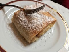 -Cafe Sacher(WIEN)