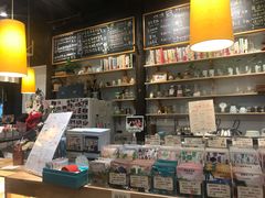 -猫的天空之城概念书店(杭州南宋御街店)