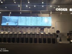-喜茶(上海打浦桥日月光gelato lab+店)