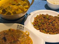 -香巴拉云南餐厅(华莱坞店)