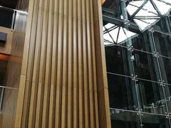 -上海滴水湖皇冠假日酒店