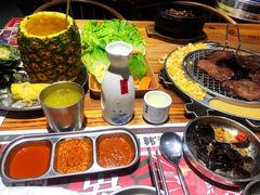 -青瓦炭韩潮烤肉(花园道店)
