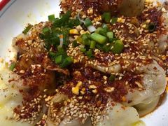 -八二小区抄手(龙湖上城天街店)